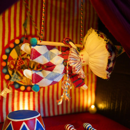Harlekin-Pilz – DIY Stoffpuppen-Nähset