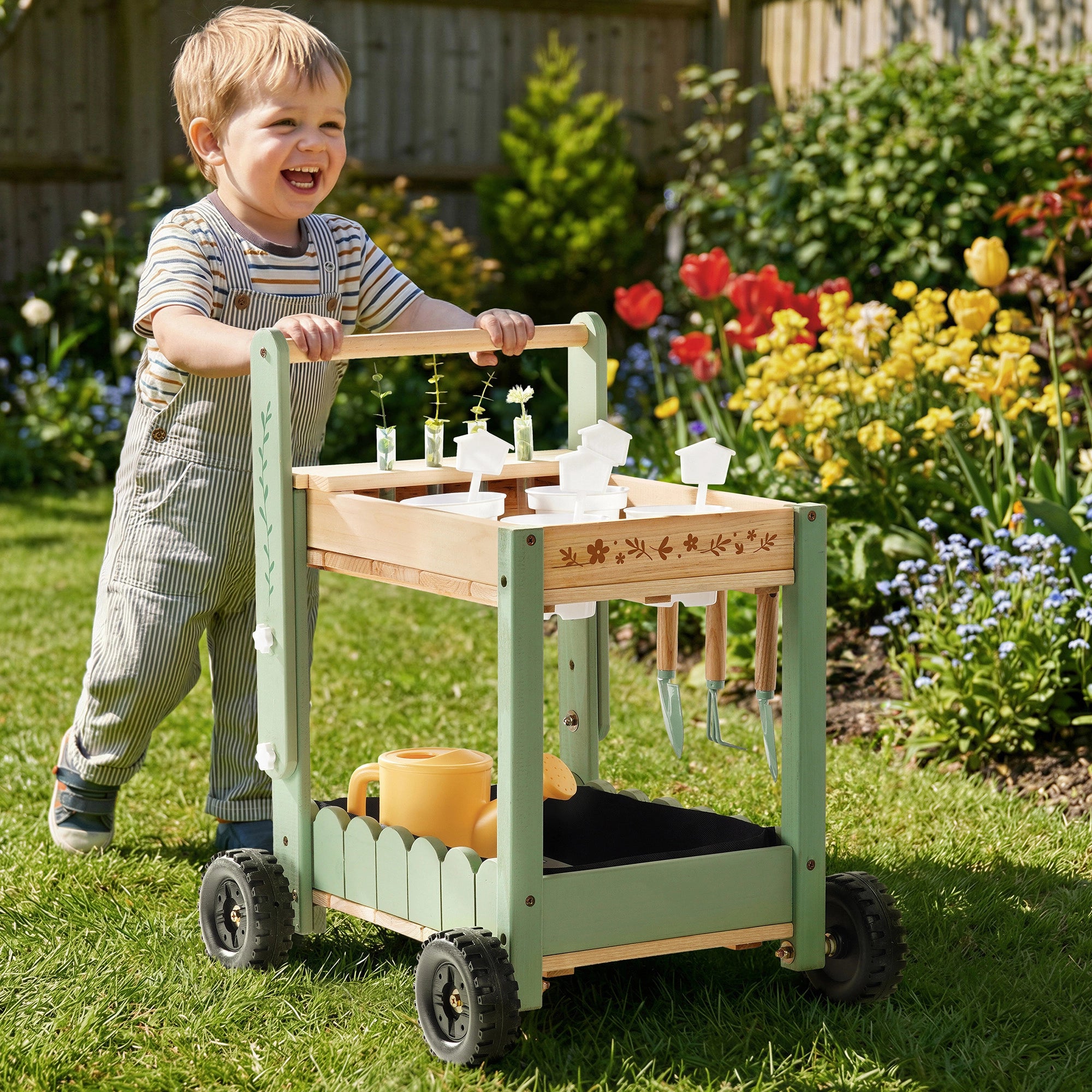 Kinder-Gartenset mit Holztrolley