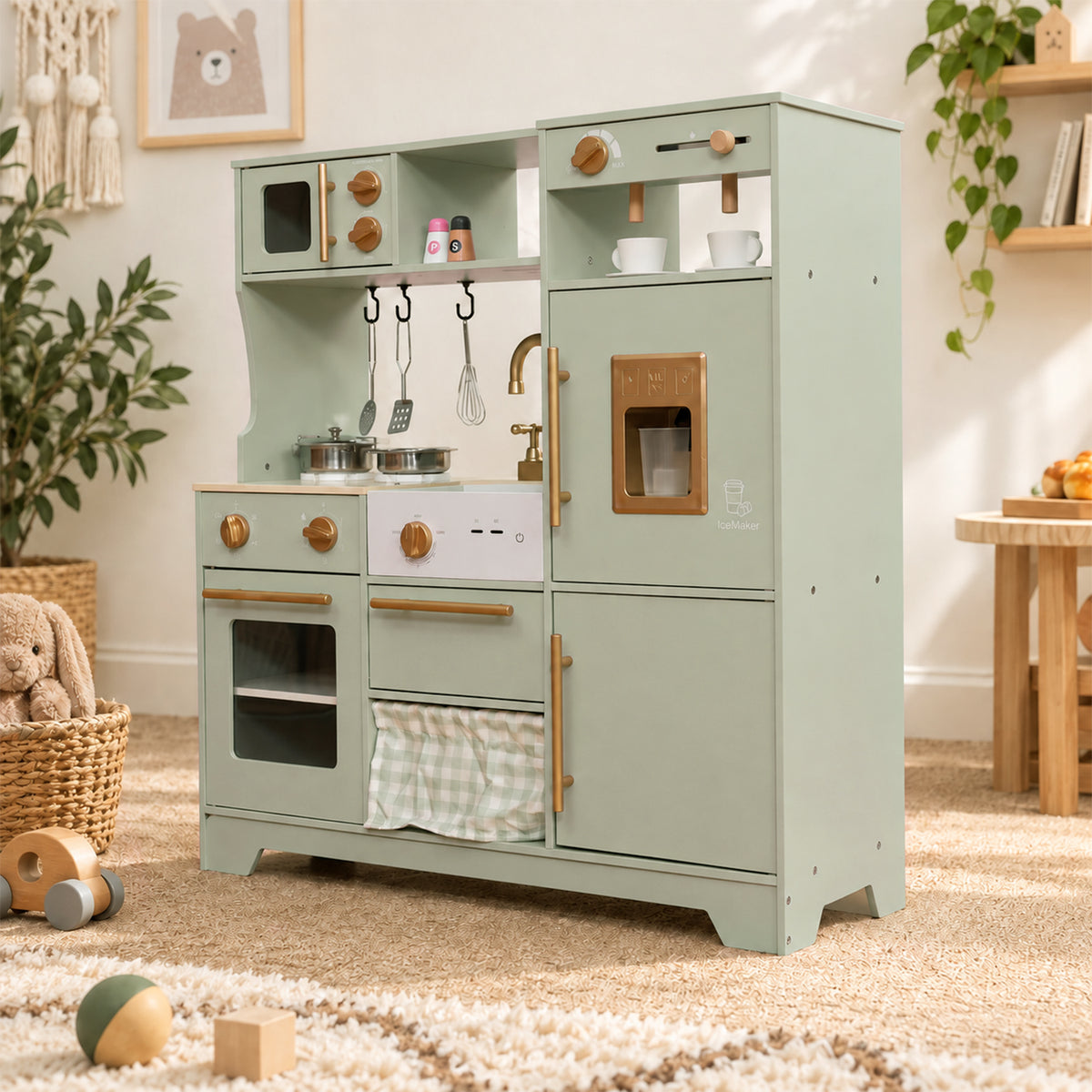 Cuisine en bois vert sauge — La cuisine de rêve des petits chefs SproutHands®