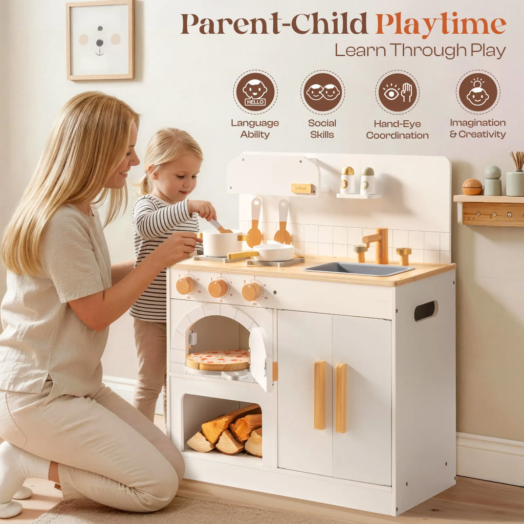 Hölzerne Spielküche für Kinder mit Pizzaofen