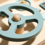 SproutHands™ Holz Auto Busy Board mit Lenkrad
